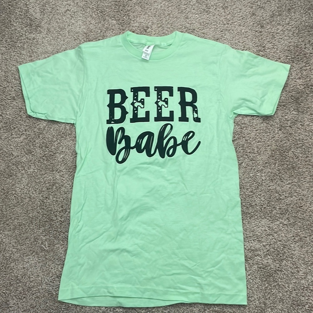 NWOT Beer Babe Tullex Small Light Green T-Shirt